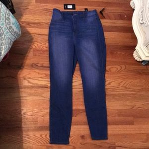 Emma super high rise skinny jean